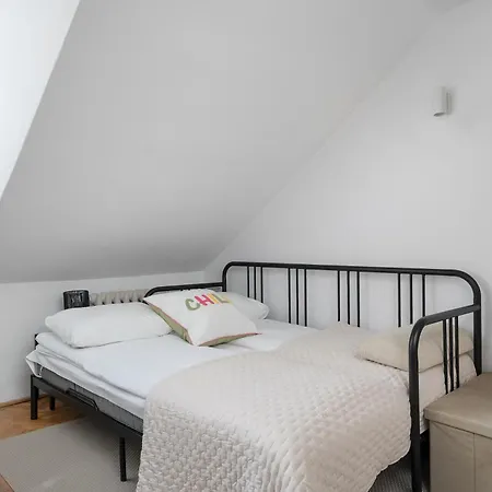 A Unique On The Market Square With A Balcony By Renters Apartament *